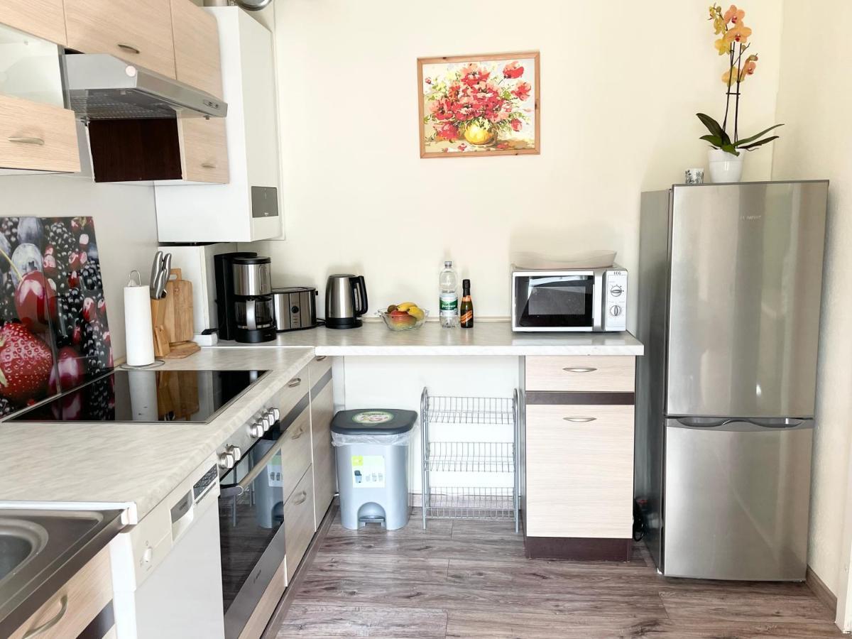 Wehr Orchidee Apartment ภายนอก รูปภาพ